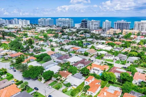 8835 Carlyle Avenue Surfside FL 33154