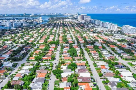 8835 Carlyle Avenue Surfside FL 33154