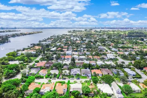 8835 Carlyle Avenue Surfside FL 33154