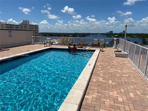 300 Oregon Street Hollywood FL 33019