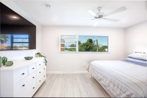 300 Oregon Street Hollywood FL 33019