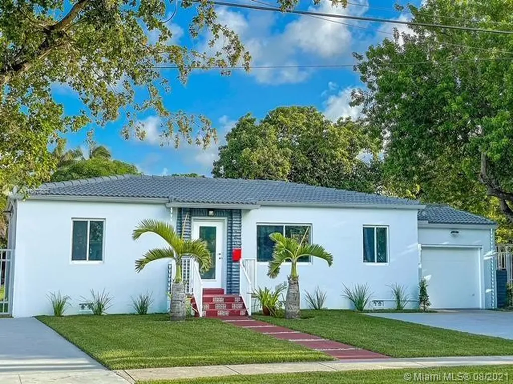 480 NE 131st Street North Miami FL 33161