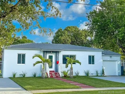 480 NE 131st Street North Miami FL 33161