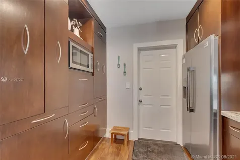 9299 SW 166th Terrace Palmetto Bay FL 33157