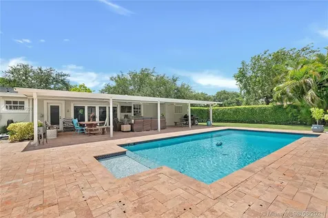 9299 SW 166th Terrace Palmetto Bay FL 33157
