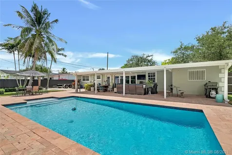 9299 SW 166th Terrace Palmetto Bay FL 33157