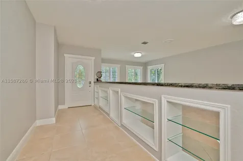 18201 SW 70th Place Southwest Ranches FL 33331