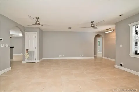 18201 SW 70th Place Southwest Ranches FL 33331