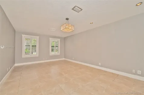 18201 SW 70th Place Southwest Ranches FL 33331