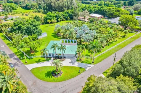 18201 SW 70th Place Southwest Ranches FL 33331