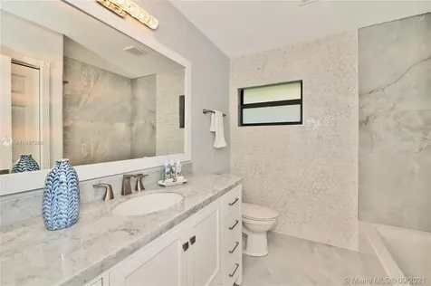 18201 SW 70th Place Southwest Ranches FL 33331
