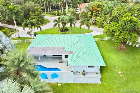 18201 SW 70th Place Southwest Ranches FL 33331
