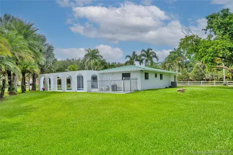 18201 SW 70th Place Southwest Ranches FL 33331