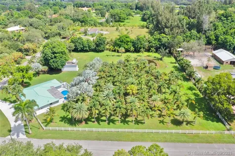 18201 SW 70th Place Southwest Ranches FL 33331
