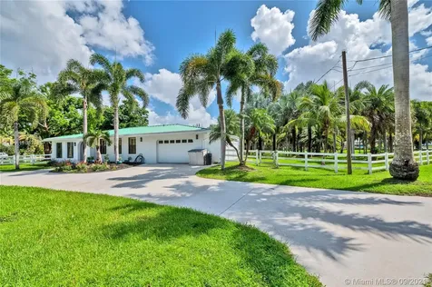 18201 SW 70th Place Southwest Ranches FL 33331