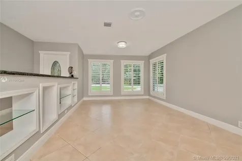 18201 SW 70th Place Southwest Ranches FL 33331