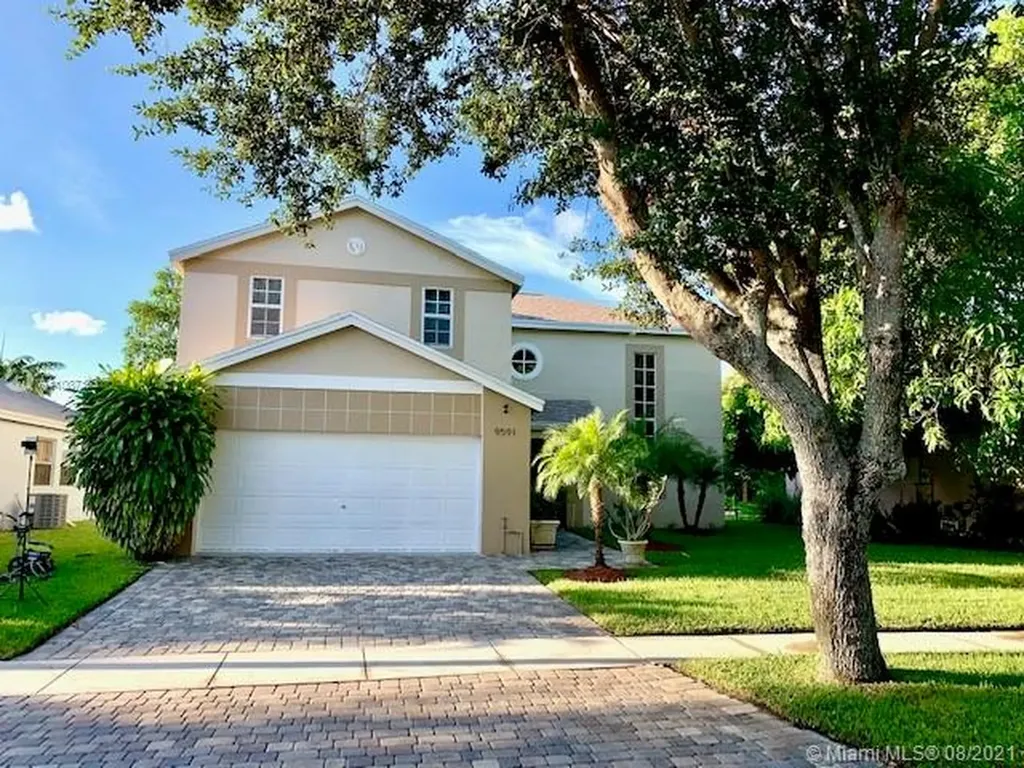 9591 Encino Street Miramar FL 33025