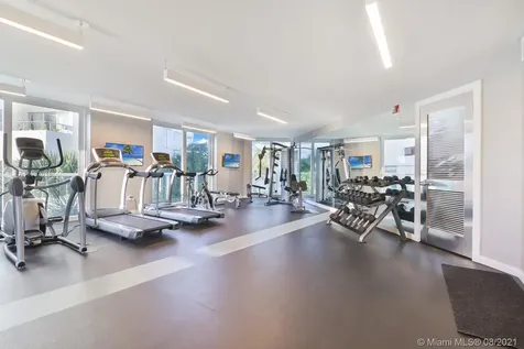 9821 E Bay Harbor Drive Bay Harbor Islands FL 33154