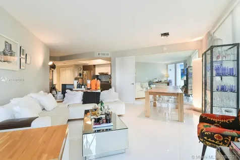9821 E Bay Harbor Drive Bay Harbor Islands FL 33154