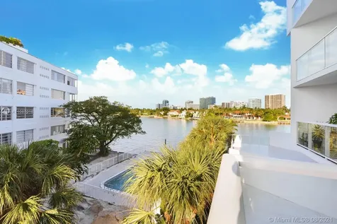 9821 E Bay Harbor Drive Bay Harbor Islands FL 33154