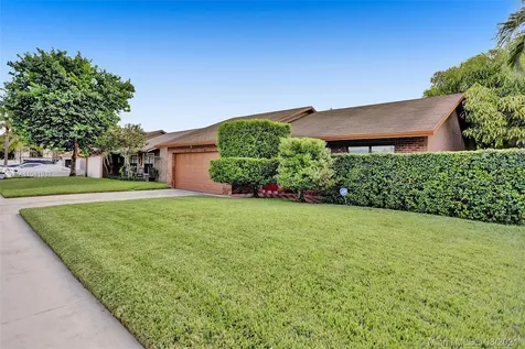404 SW 75th Terrace North Lauderdale FL 33068