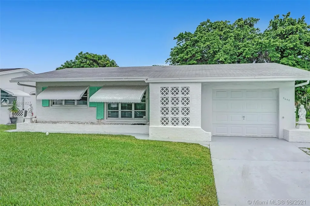 4608 NW 45th Court Tamarac FL 33319