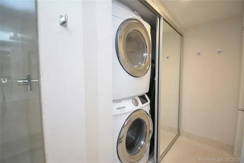 3640 Yacht Club Drive Aventura FL 33180