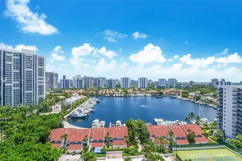 3640 Yacht Club Drive Aventura FL 33180