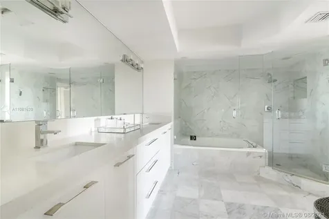 3640 Yacht Club Drive Aventura FL 33180