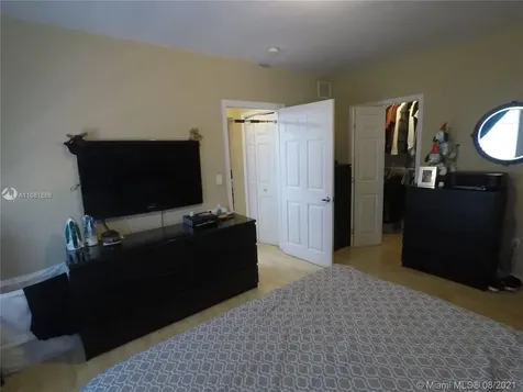 611 Michigan Avenue Miami Beach FL 33139
