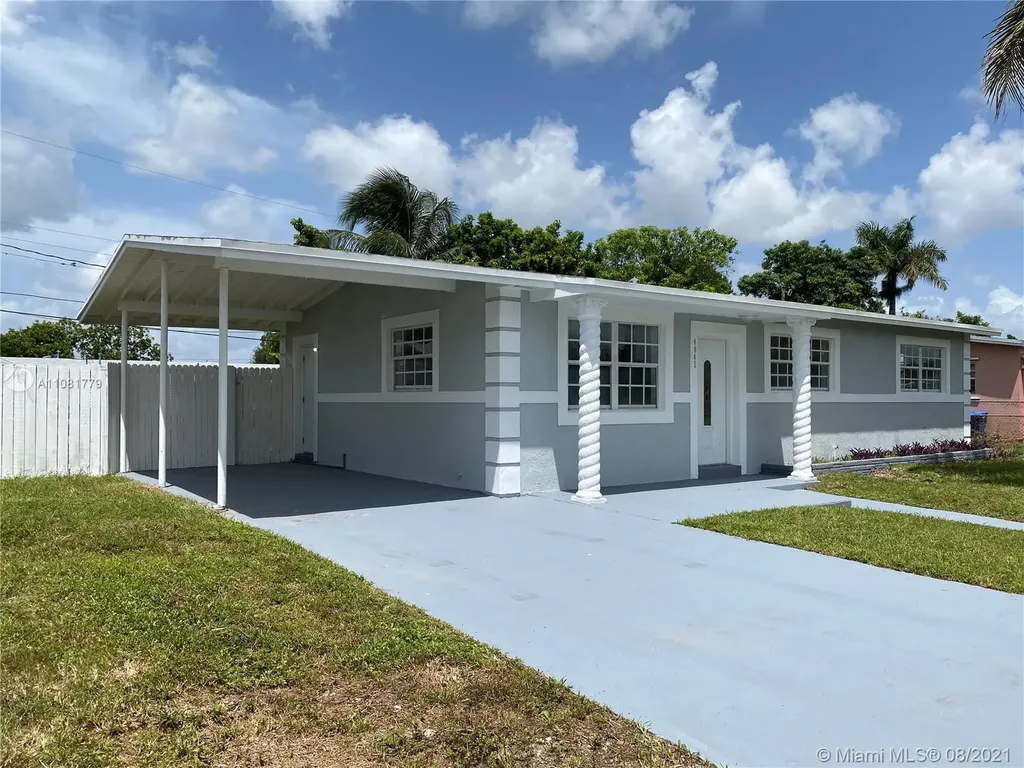 4045 NW 191st Terrace Miami Gardens FL 33055