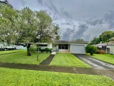206 N 31st Court Hollywood FL 33021