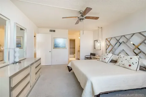 2000 S Ocean Boulevard Lauderdale By The Sea FL 33062