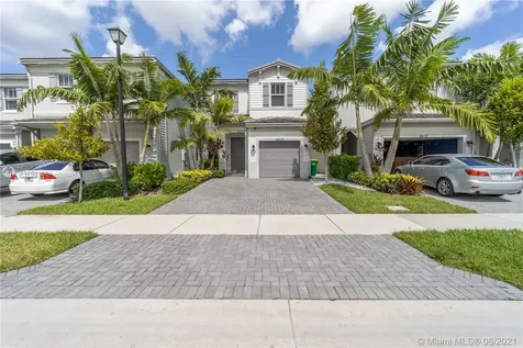 4417 NW 48th Terrace Tamarac FL 33319