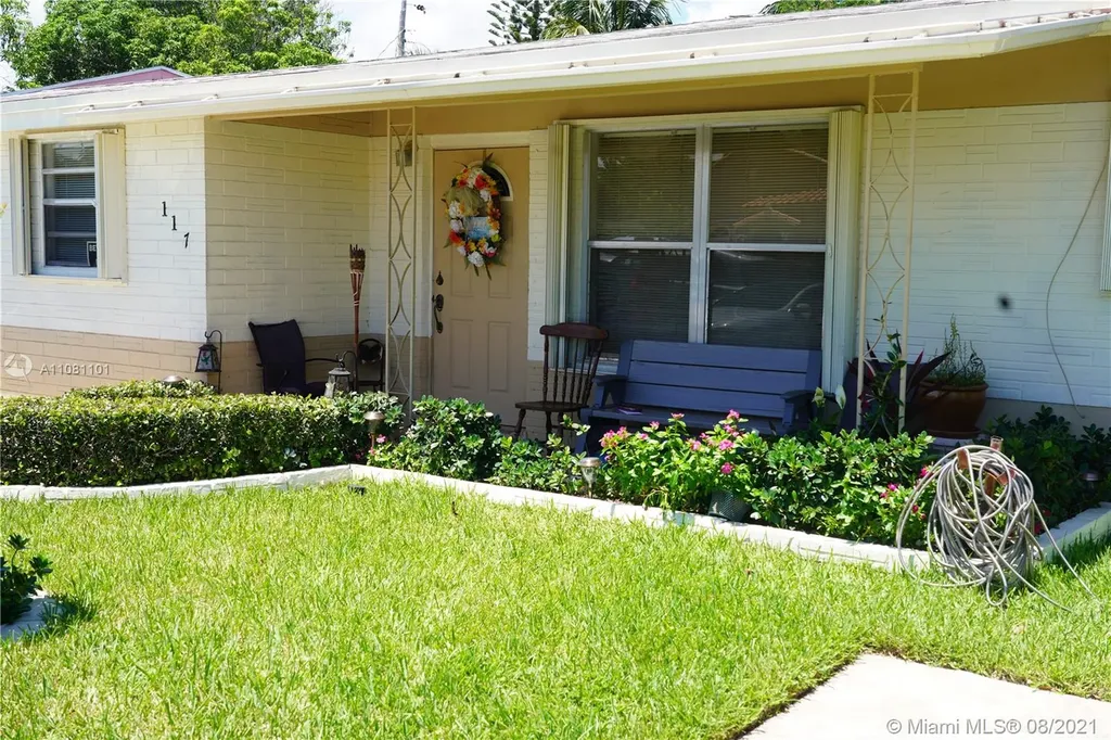 117 NW 4th Avenue Boynton Beach FL 33435