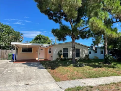 411 SW 70th Avenue Pembroke Pines FL 33023