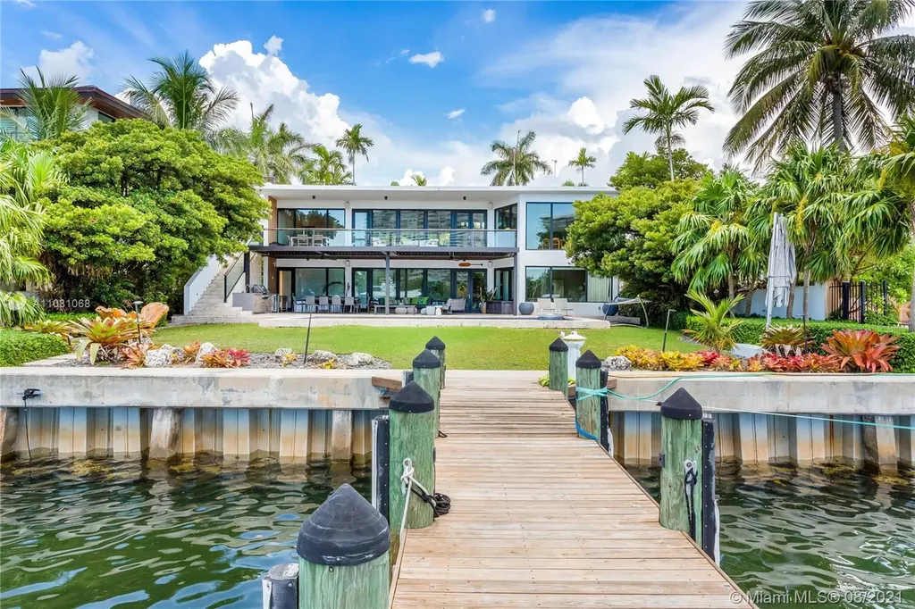 1796 S Bayshore Lane Miami FL 33133