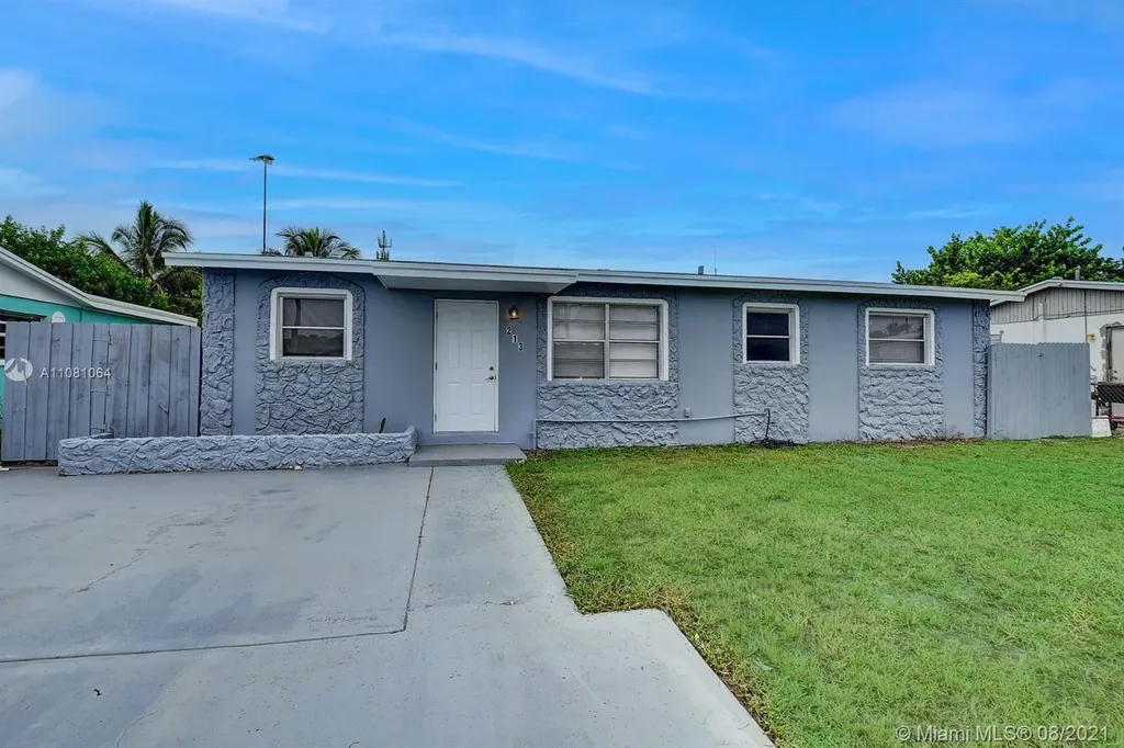 213 NE 6th Avenue Boynton Beach FL 33435