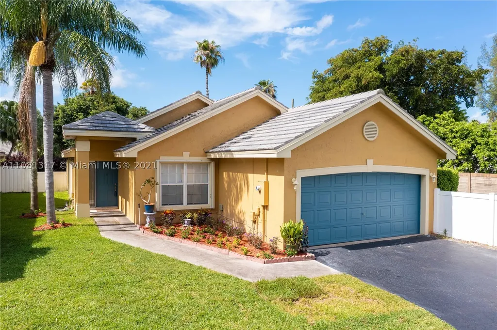 12650 SW 7th Place Davie FL 33325