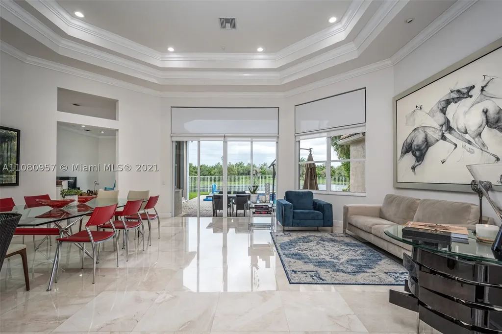 2545 Hunters Run Way Weston FL 33327