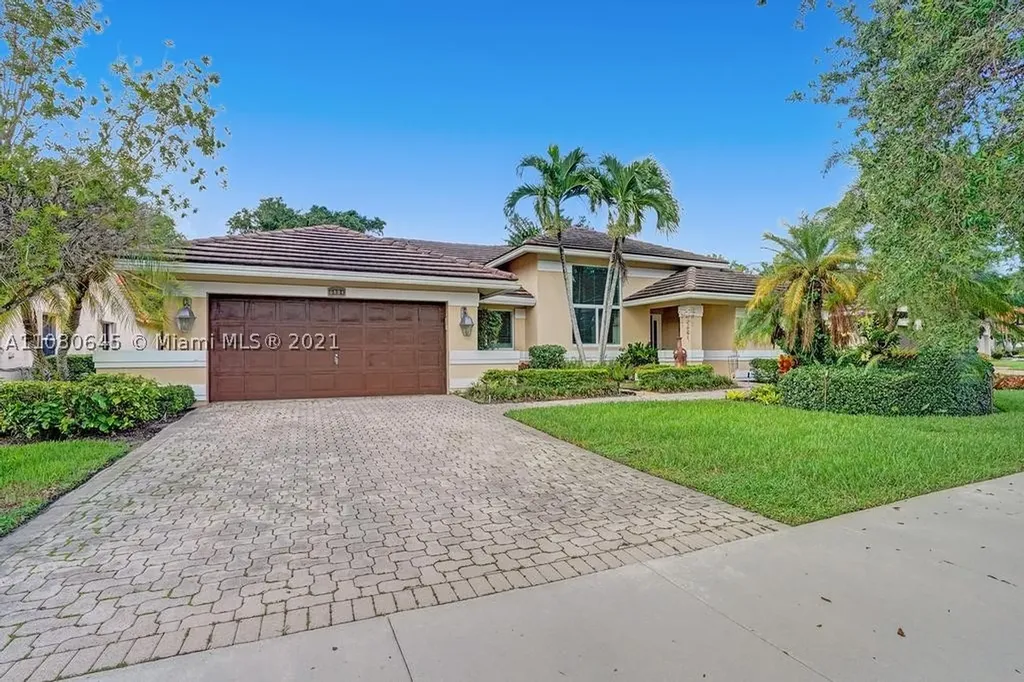 9665 E Tree Tops Court Davie FL 33328