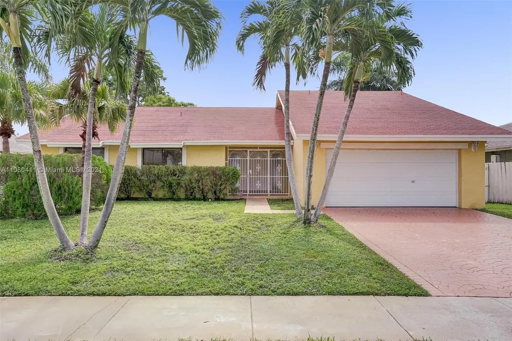 731 SW 99th Terrace Pembroke Pines FL 33025