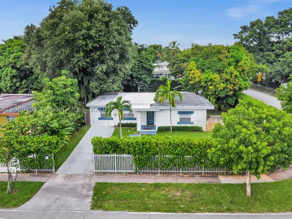 671 NE 140th Street North Miami FL 33161