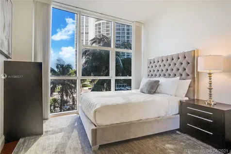 18101 Collins Avenue Sunny Isles Beach FL 33160