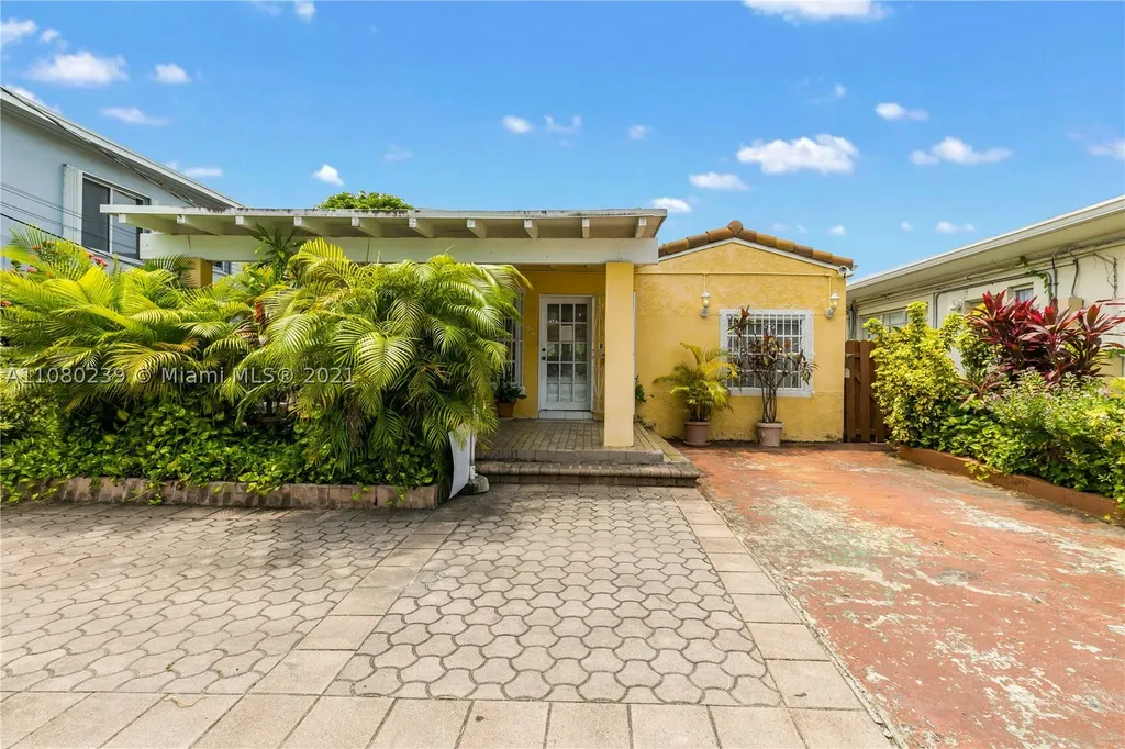 7620 Dickens Avenue Miami Beach FL 33141