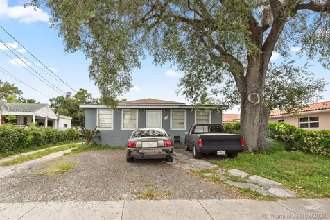 412 NW 23rd Court Miami FL 33125