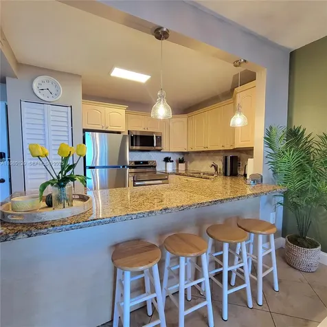 3505 S Ocean Drive Hollywood FL 33019