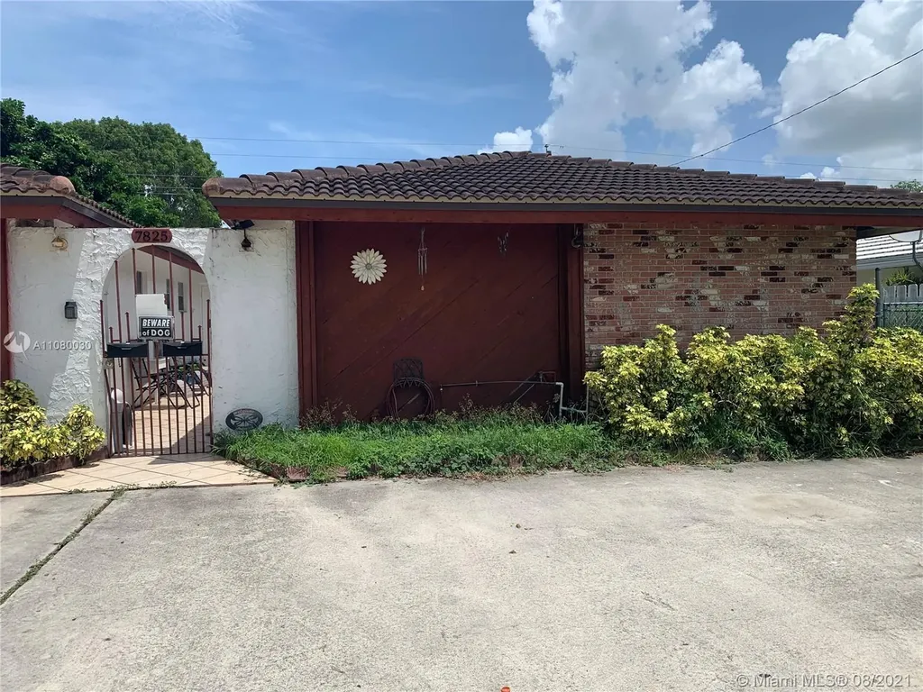 7825 NW 39th Ct, #b Coral Springs FL 33065