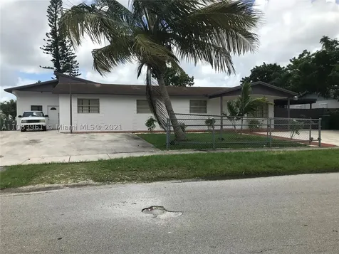 15300 SW 307th Road Homestead FL 33033