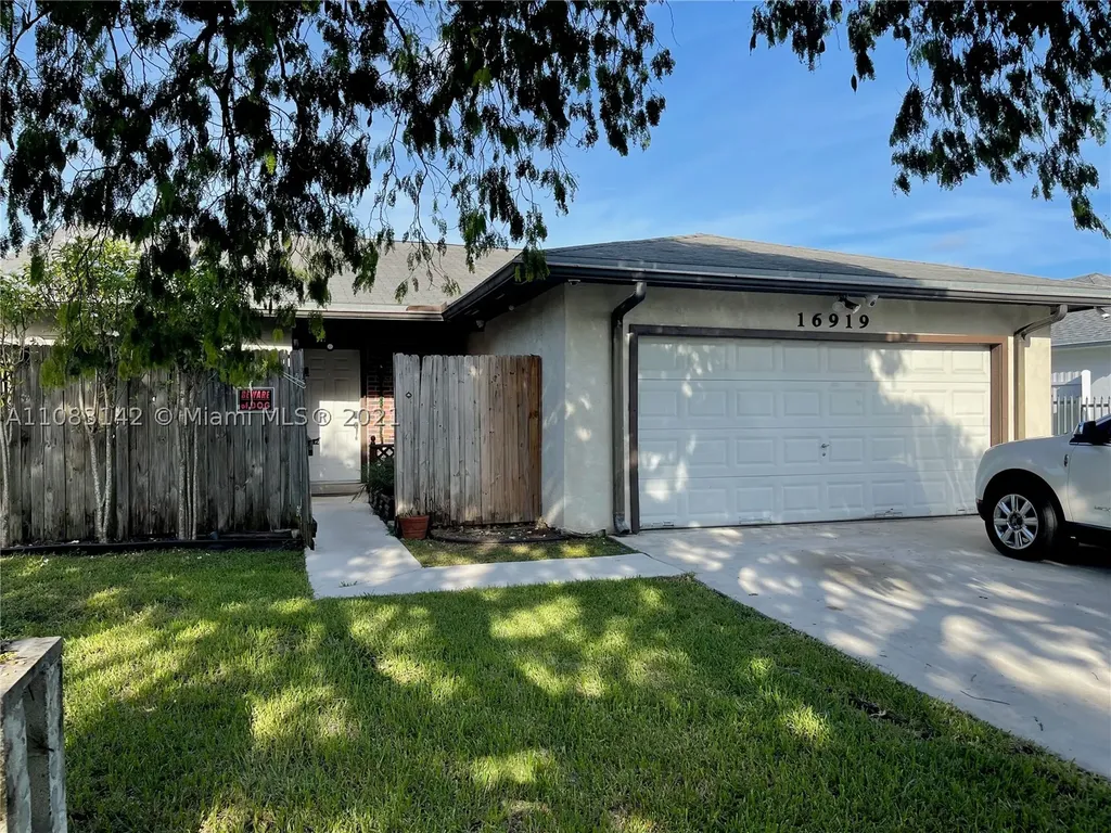 16919 SW 115th Avenue Miami FL 33157